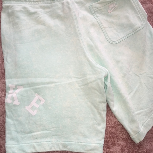 Nike Sweat Shorts - Picture 2 of 3